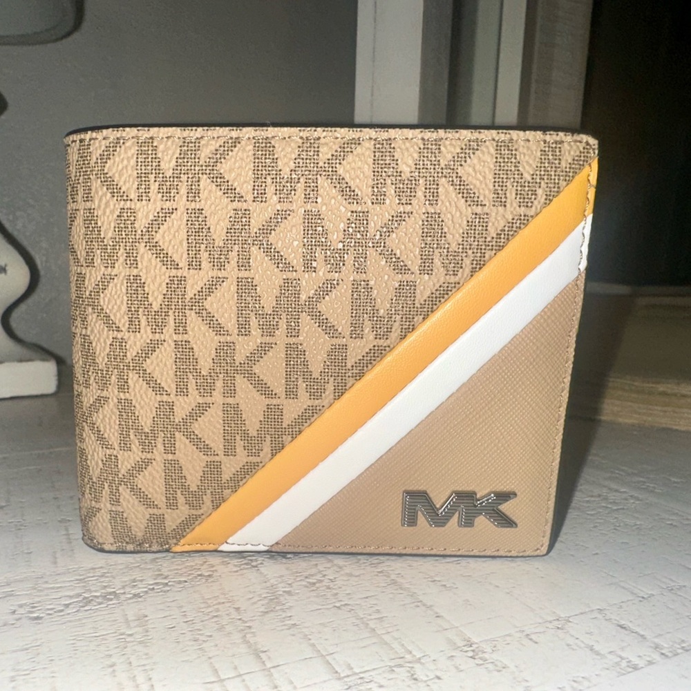 Michael Kors Rivington Striped Logo Billfold Wallet With Coin Pouch - Picture 1 of 5